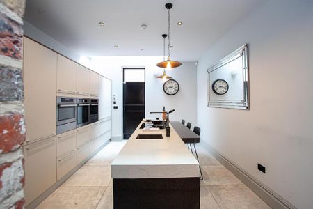 4 bedroom house to rent Liverpool Road, Manchester, M3 - Photo 4