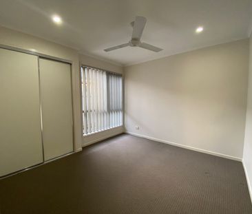 Modern Family Home - Photo 4