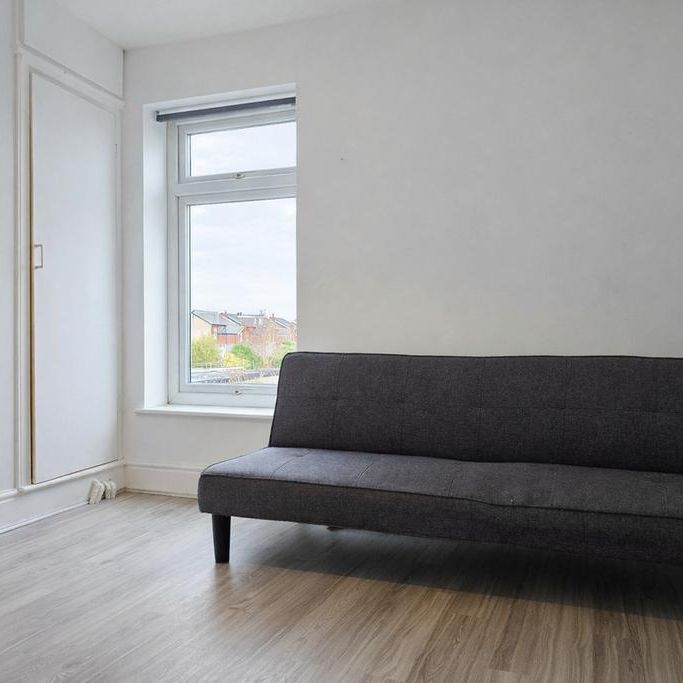 2 bedroom semi-detached house to rent - Photo 1