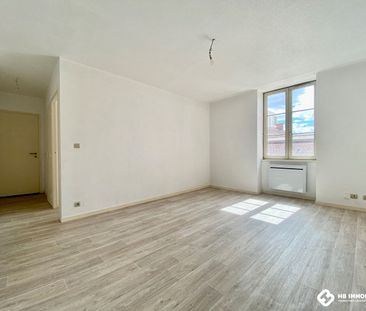 Location Appartement 2 pièces 45m² ROANNE 42300 - Photo 1