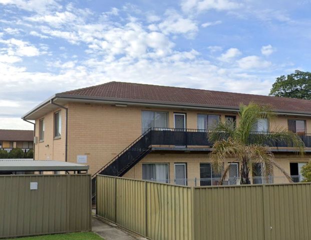 2 Bedroom Unit Close to Adelaide Airport&period; - Photo 1