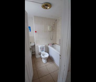 2 Bed Terraced House, Jesmond Road, CV1 - Photo 6