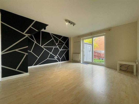 Lakeview Chase, Hamilton, Leicester, LE5 - Photo 1