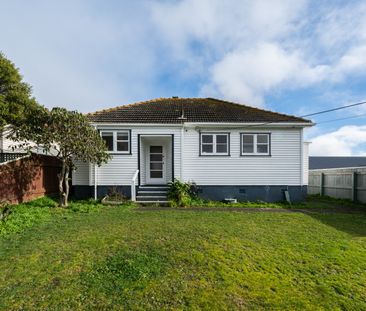 38 Bannister Avenue, Johnsonville - Photo 3