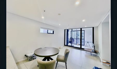 2 bed 2 bath 1 study - Photo 2