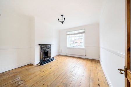 Pikes Hill, Epsom, Surrey, KT17 4EA - Photo 4