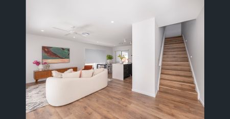 Brand New Townhouse in the heart of Rochedale - Photo 2