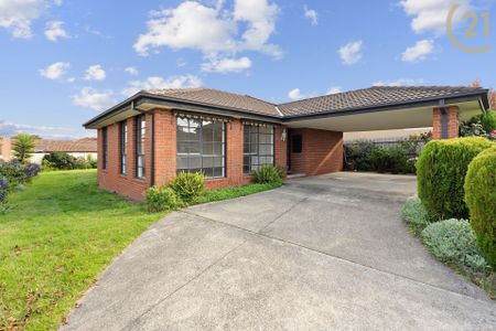 Comfy Family Home in Highly Sought after Location&excl; - Photo 4