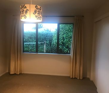 33 The Glade South, Pukekohe - Photo 3