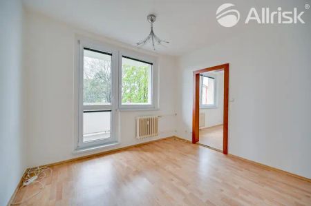 PRONÁJEM BYTU 1+1 S LODŽIÍ V CENTRU HODONÍNA - Фото 2