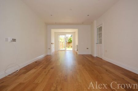 3 bedroom semi-detached house to rent - Photo 3