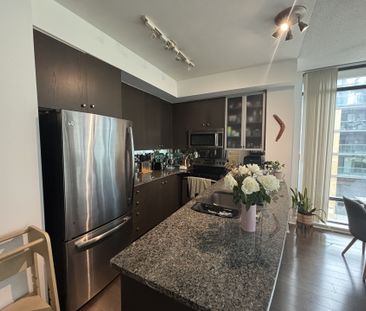 For Lease - 21 Scollard Street Unit# 402, Toronto, Ontario - Photo 3