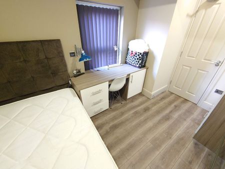 Needham Road, Liverpool. - Photo 5