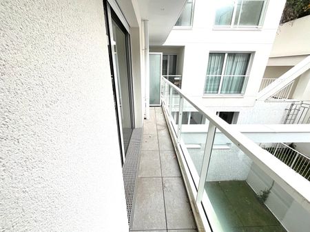 Location Appartement 1 pièce 33m² - Photo 2