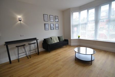 2 bedroom flat to rent - Photo 4