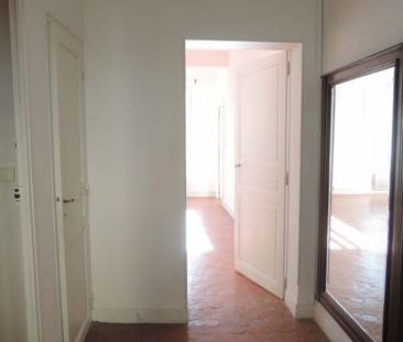 Location Appartement 4 pièces 85m² AIX EN PROVENCE 13100 - Photo 3