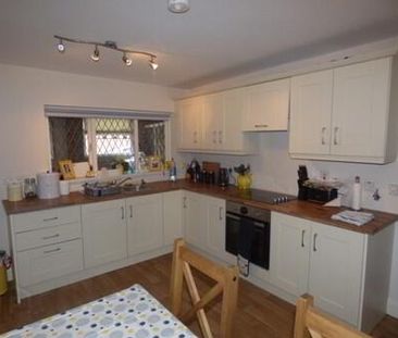 117 Bushmills Road, Coleraine, BT52 2BS - Photo 2