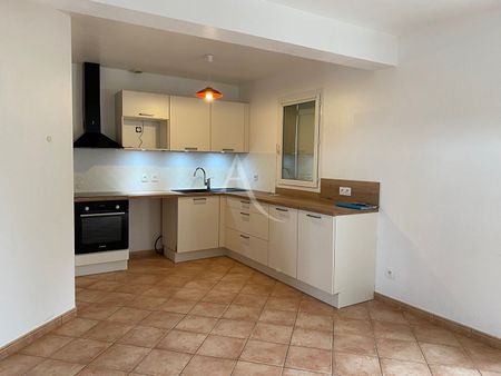 Location Maison 4 pièces 76m² - Photo 4