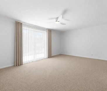 Elevated Four-Bedroom Apartment in a Central Location - Photo 1