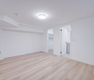 For Lease - 2417 Mississauga Road Unit# Basement, Mississauga, Ontario - Photo 4