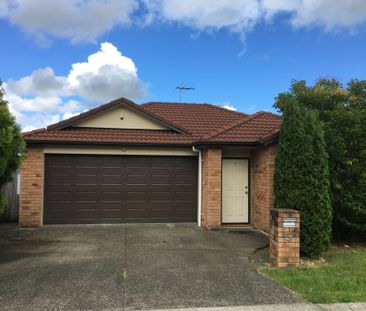 Fabulous 4 Bedroom Home - Photo 2