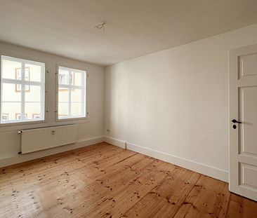 Hübsche Zweiraumwohnung im sanierten Altbau - Photo 1