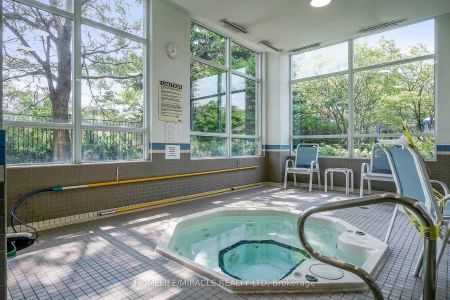 For Lease - 3504 Hurontario Street Unit# 3305, Mississauga, Ontario - Photo 5