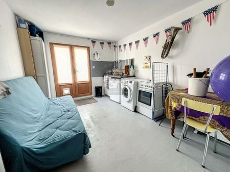 Maison -appartement location meublée Avignon ,81 m2, 2 chambres et un bureau, garage et jardin privatif, - Photo 4