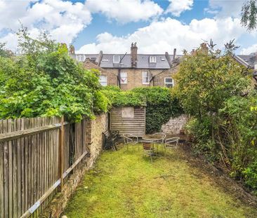 3 bedroom maisonette to rent - Photo 4