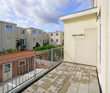 Surinamestraat 100, Laan van Nieuw-Guinea, Spinozaweg e.o., 3531KN,... - Foto 3