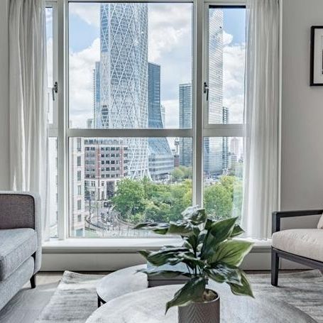 Westferry Circus, London - Photo 1