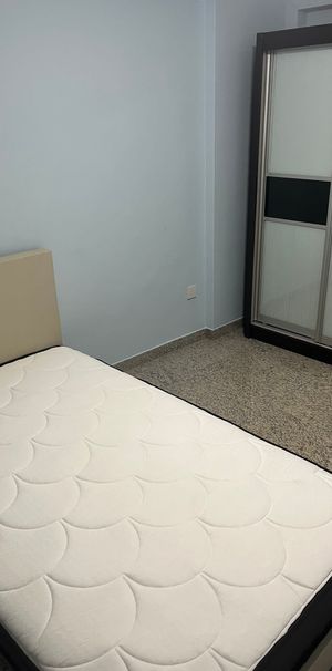 3 Bedroom HDB_FOUR_ROOM at Sembawang - Photo 1