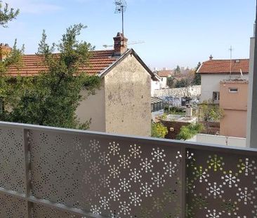 Location Appartement 2 pièces 45m² VILLEURBANNE 69100 - Photo 3