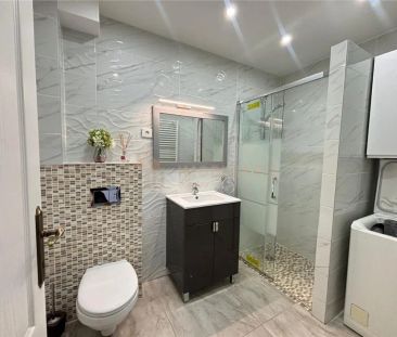 Apartament cu 2 camere si curte proprie - Fotografie 5