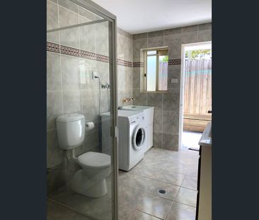 Low-set beach house in Cotton Tree - Photo 6