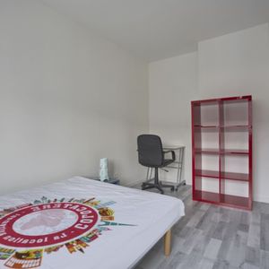Anatole France Colocation 5 chambres à Ronchin - Photo 2