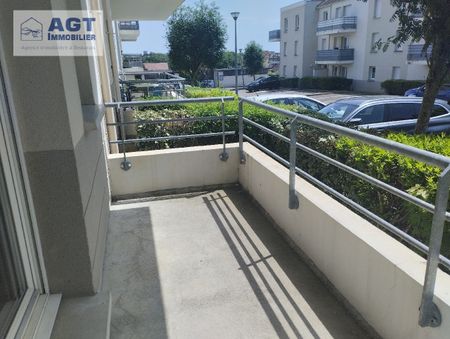 Location Appartement 2 pièces 48m² BEAUVAIS 60000 - Photo 3