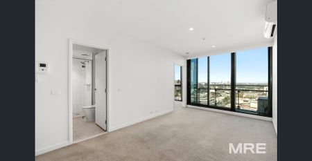 Stunning views in the heart of Southbank - Photo 4