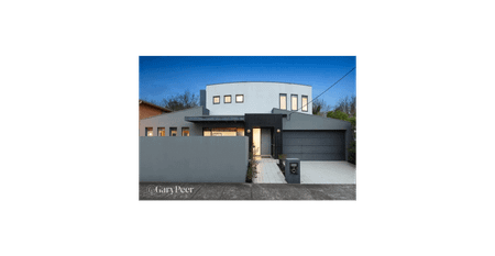 A Perfect Blend of Luxury and Convenience - Photo 3