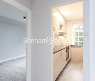 Studio flat to rent in Abbey Road, Hampstead, NW8 - Photo 3