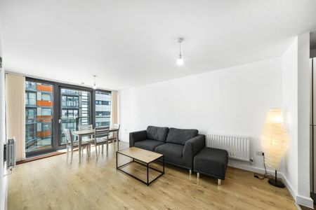 1 Bed Flat, Proton Tower, E14 - Photo 2