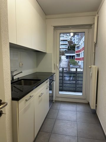 Wohnen mit Panorama - Blick über die Stadt und die Bergen - Foto 3