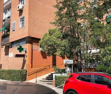 Calle de la Aurora, Madrid, Community of Madrid 28035 - Photo 4