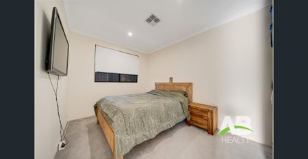 Spacious Modern Family Home Packed With Comfort and Convenience - Photo 3