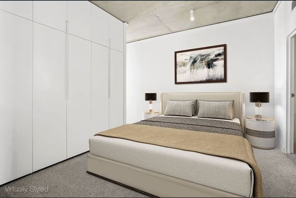 Stylish North-Facing Apartment in the Prestigious George & Allen Building - Photo 1