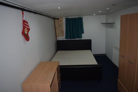 2 bedroom house to rent - Photo 4