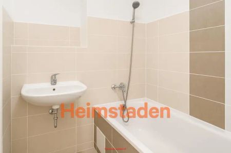 Pronájem bytu 3+1 72 m - Fotografie 4