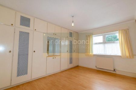 2 bedroom terraced house to rent - Photo 2