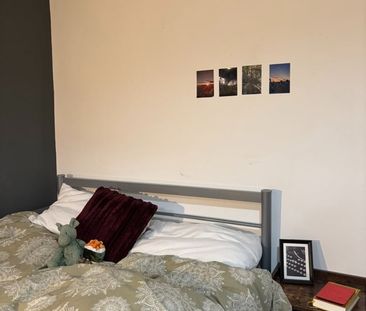 Room in a Shared Flat, Hollisfield, WC1H - Photo 6