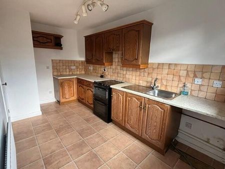 2 bedroom detached house to rent - Photo 2